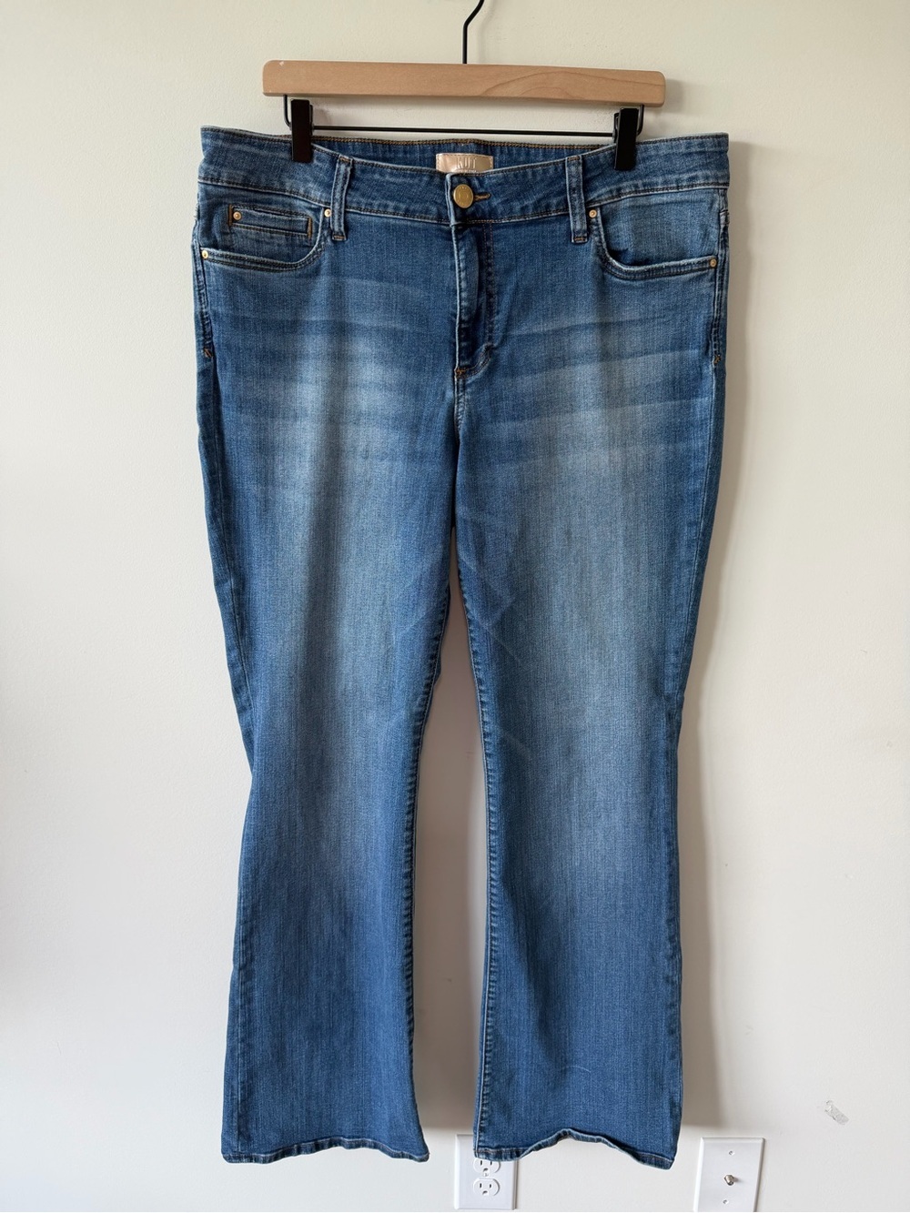 KUT from the Kloth Natalie Bootcut Jeans